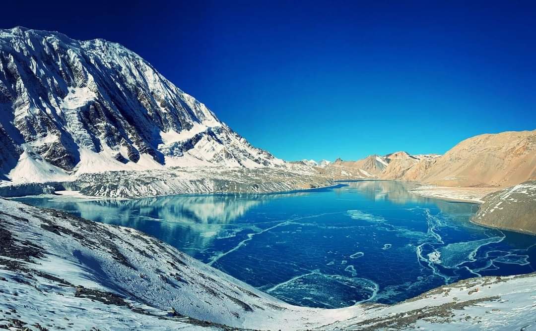 Tilicho Lake: The Stunning Himalayan Lake You Won’t Believe Exists at 4,919m!