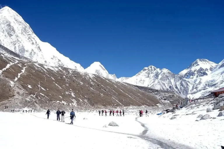 Everest Base Camp Trek for American Travelers: The Ultimate Adventure in the Himalayas