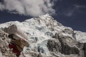 the complete everest
