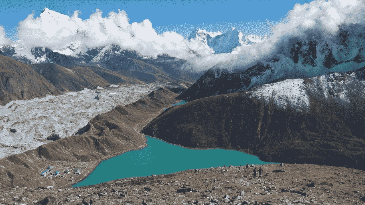 Best Time to Trek Gokyo Lakes: Avoid Bad Weather & See the Clearest Views